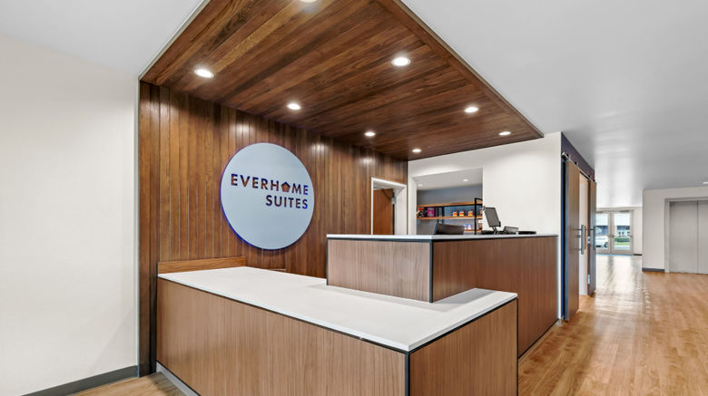<b>Everhome Suites Temecula Lobby</b>