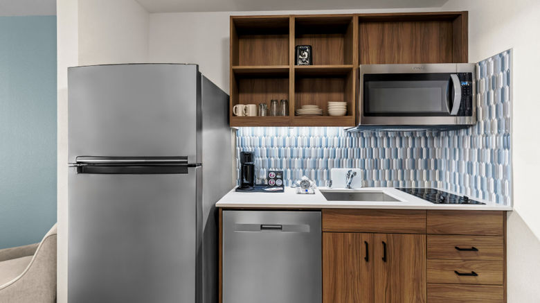 <b>Everhome Suites Temecula Room</b>