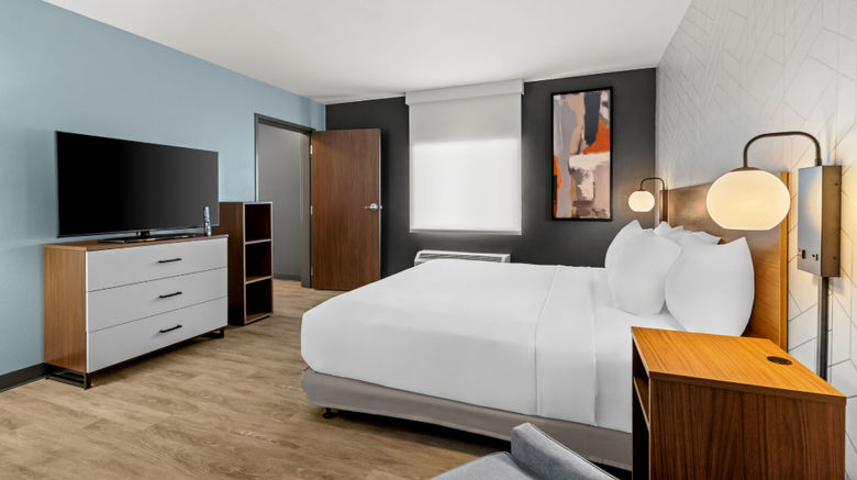 <b>Everhome Suites Temecula Room</b>