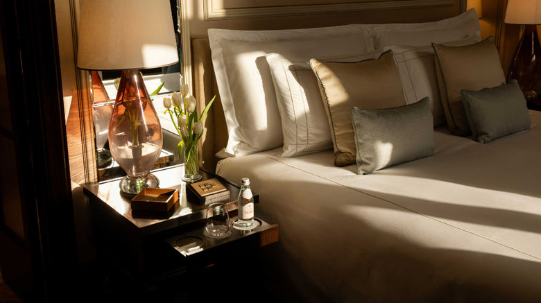 <b>Corinthia Rome Suite</b> <b>Corinthia Rome Suite</b>