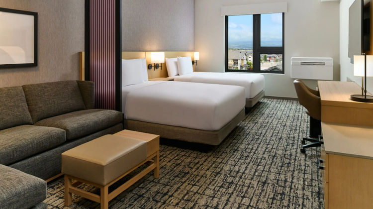 Hyatt Place at Ho'opili Room