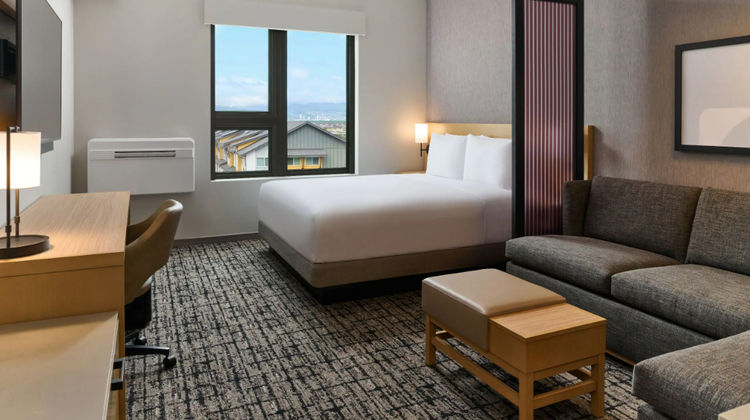 Hyatt Place at Ho'opili Room