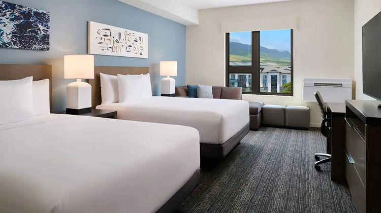 Hyatt House at Ho'opili Room