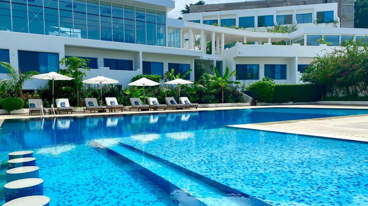 The Lead Hotel Exterior