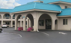 Timberland Inn & Suites