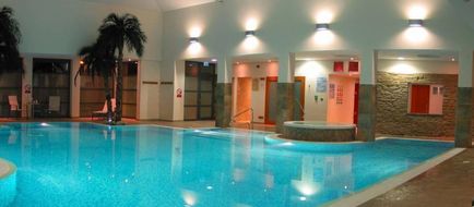 Burton Hotel Pool