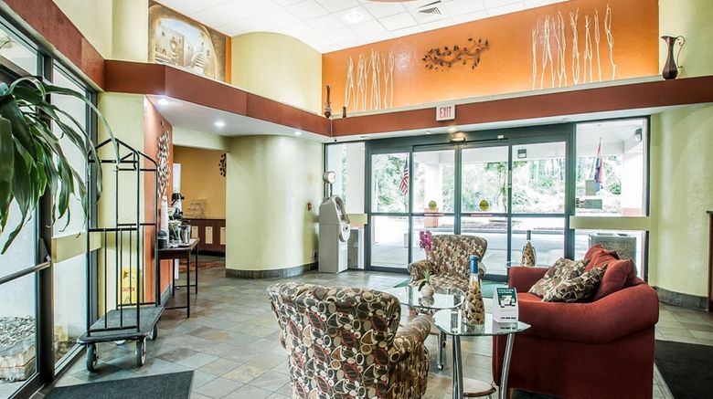 <b>Red Lion Inn & Suites Kansas City Lobby</b>