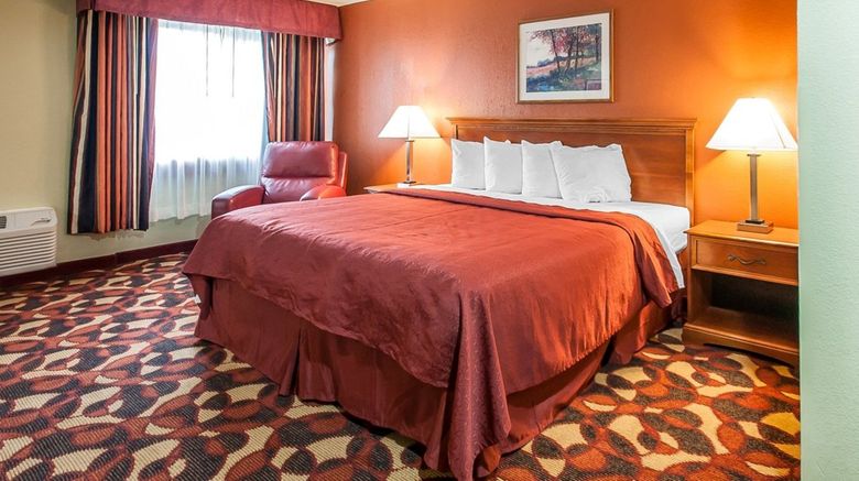 <b>Red Lion Inn & Suites Kansas City Suite</b>
