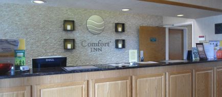 Quality Inn Easton Lobby