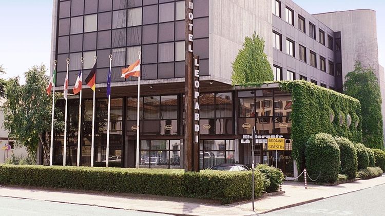 Hotel Leopardi Exterior