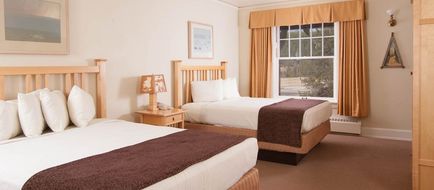 Old Faithful Inn Room