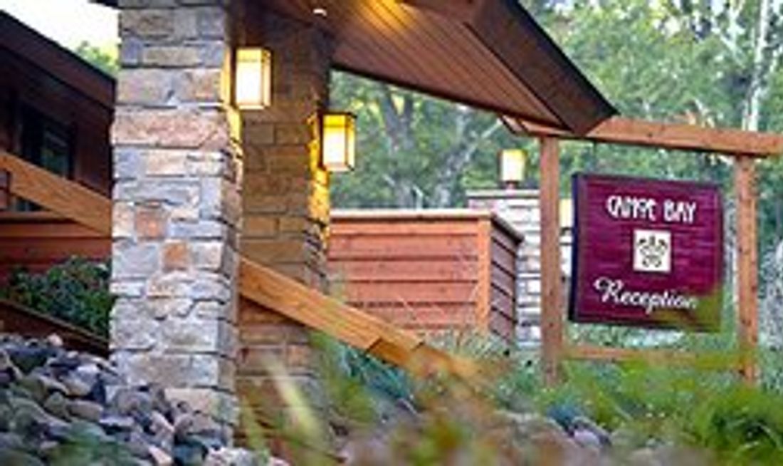 Canoe Bay Exterior