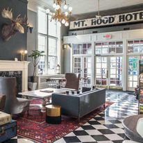 Hood River Hotel