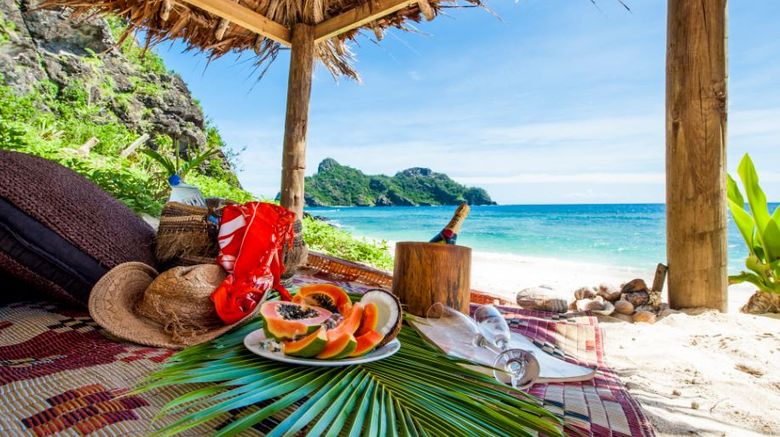 <b>Tokoriki Island Resort, Fiji Banquet</b> <b>Tokoriki Island Resort, Fiji Banquet</b>