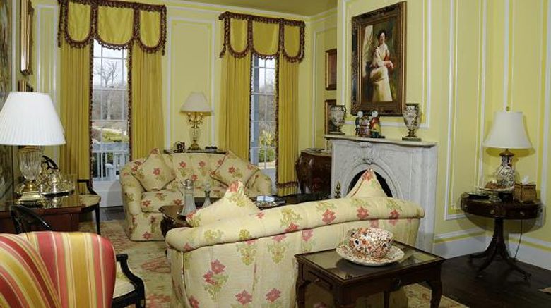 <b>Historic Kent Manor Inn Lobby</b>