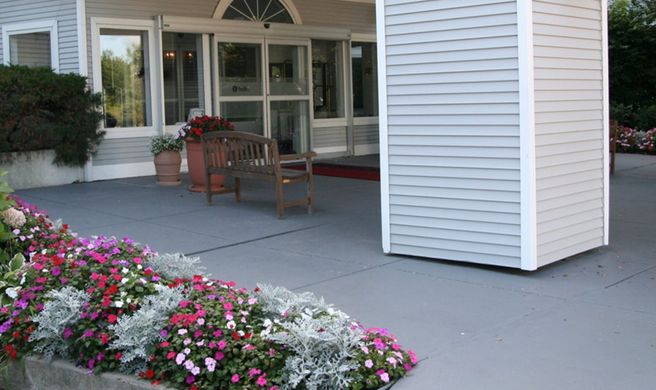 Fairbanks Inn Exterior
