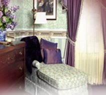 Red Coach Inn Suite