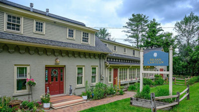 Brass Lantern Inn B&B