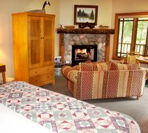 Weasku Inn Room