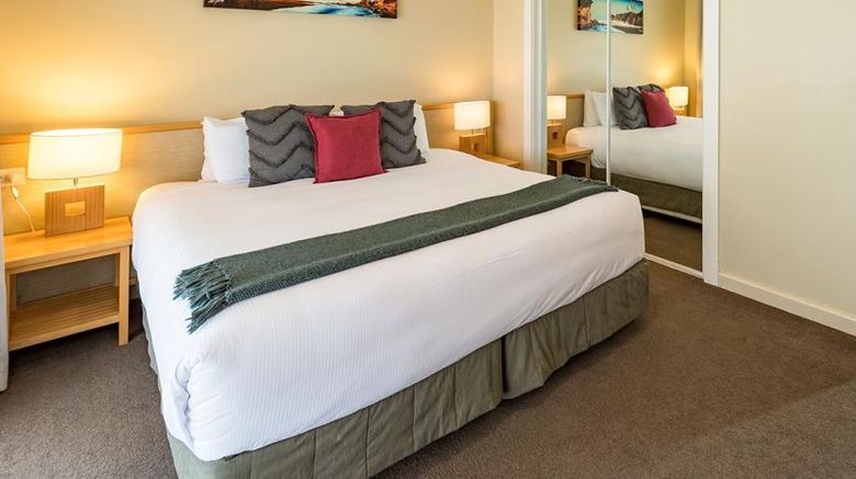 <b>Paihia Beach Resort & Spa Room</b>