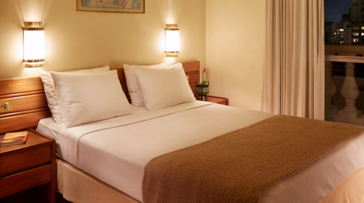 Regent Park Suite Hotel Room