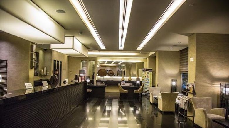 <b>Saffron Boutique Hotel Dubai Lobby</b>