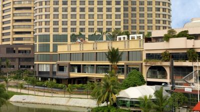 One World Hotel