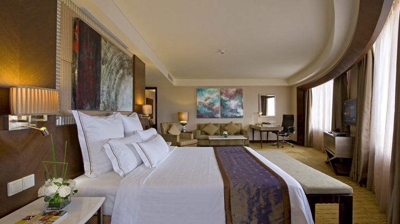 <b>One World Hotel Suite</b>