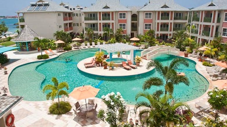 Bay Gardens Beach Resort Exterior