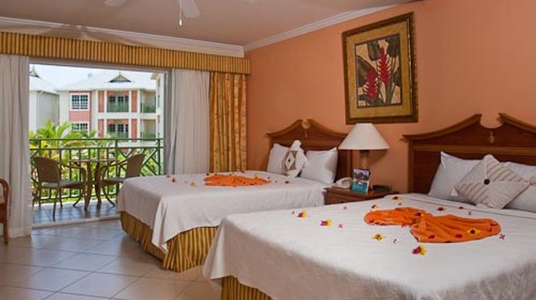 <b>Bay Gardens Beach Resort Room</b> <b>Bay Gardens Beach Resort Room</b>