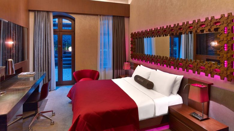 <b>W Istanbul Room</b>