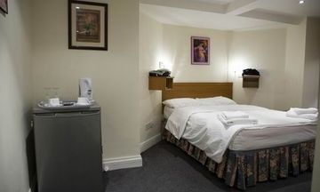 Bridge Park Hotel