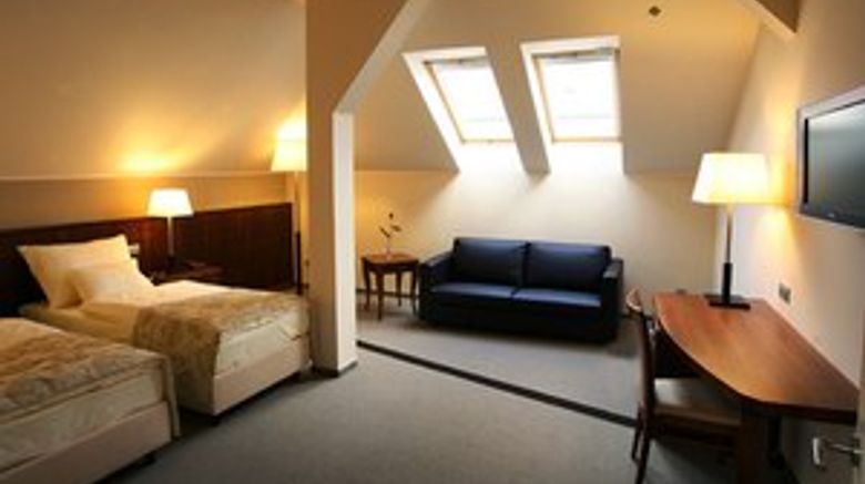 <b>Hotel Sovereign Suite</b>