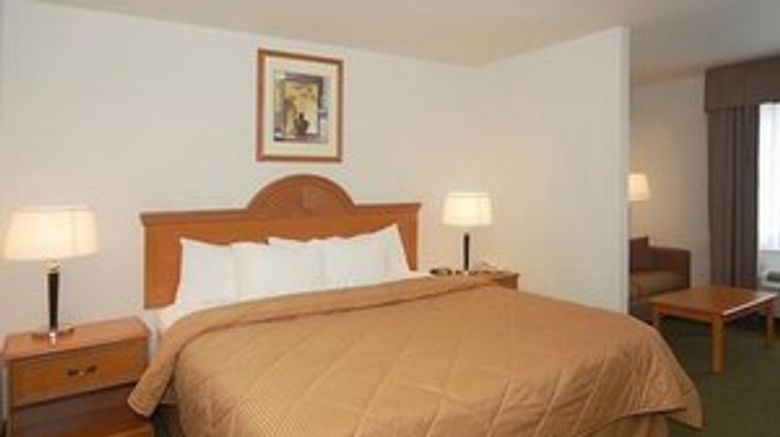 <b>Quality Inn & Suites Franklin Room</b>