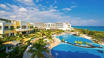 Iberostar Waves Rose Hall Beach