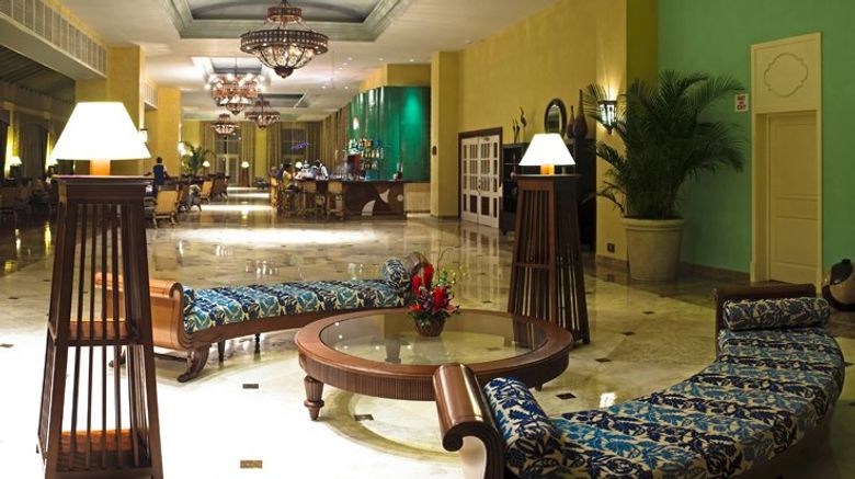 <b>Iberostar Waves Rose Hall Beach Lobby</b> <b>Iberostar Waves Rose Hall Beach Lobby</b>