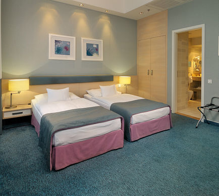 Atrium Fashion Hotel Room