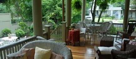 DeBary Inn Lobby