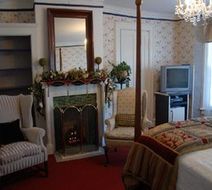 DeBary Inn Room