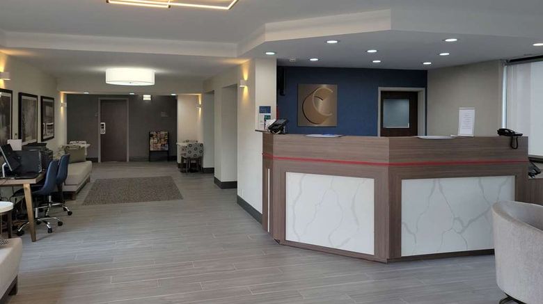 <b>Comfort Inn & Suites Wyomissing/Reading Lobby</b>. Images powered by <a href="https://iceportal.shijigroup.com/" title="IcePortal" target="_blank">IcePortal</a>.