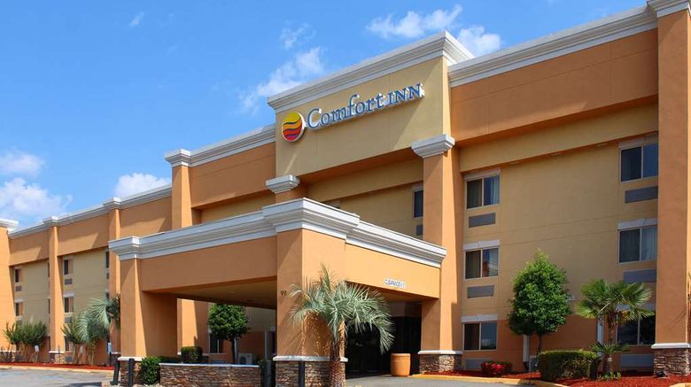 Comfort Inn Hotel Columbia Exterior. Images powered by <a href="https://iceportal.shijigroup.com" target="_blank" rel="noopener">Ice Portal</a>.