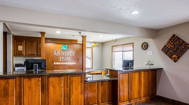 <b>Quality Inn Lobby</b>. Images powered by <a href="https://iceportal.shijigroup.com/" title="IcePortal" target="_blank">IcePortal</a>.