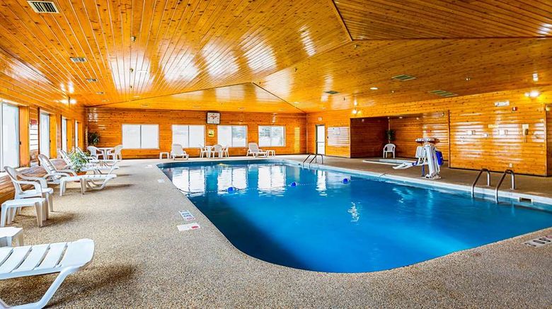 <b>Quality Inn Pool</b>. Images powered by <a href="https://iceportal.shijigroup.com/" title="IcePortal" target="_blank">IcePortal</a>.