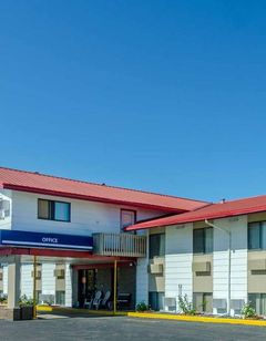 Rodeway Inn Mitchell