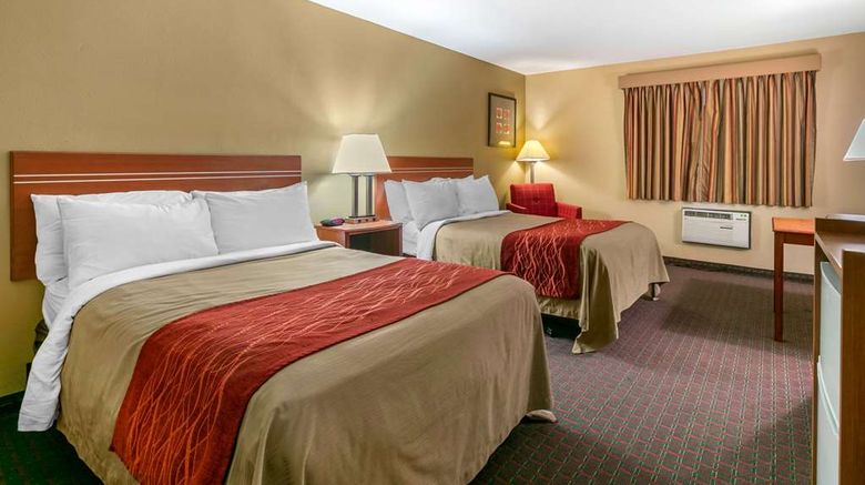 <b>Rodeway Inn Rapid City Room</b>. Images powered by <a href="https://iceportal.shijigroup.com/" title="IcePortal" target="_blank">IcePortal</a>.