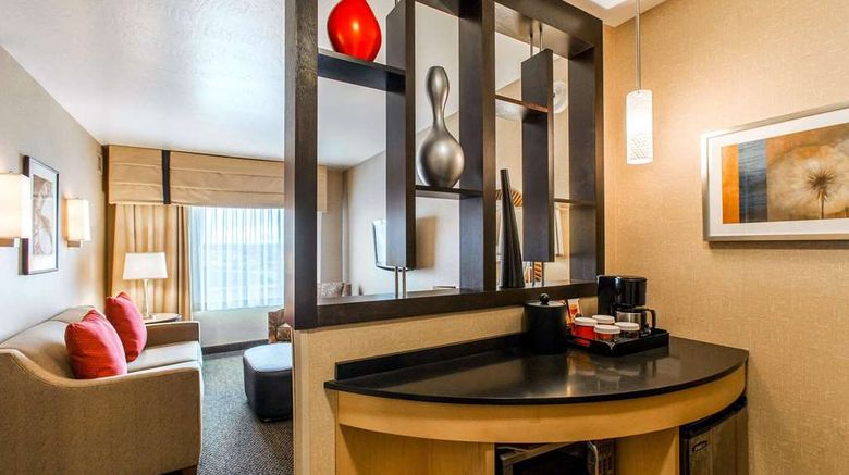 <b>Cambria hotel & suites Rapid City Suite</b>. Images powered by <a href="https://iceportal.shijigroup.com/" title="IcePortal" target="_blank">IcePortal</a>.
