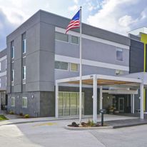 Home2 Suites by Grand Rapids North