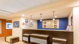 Comfort Inn & Suites Lobby