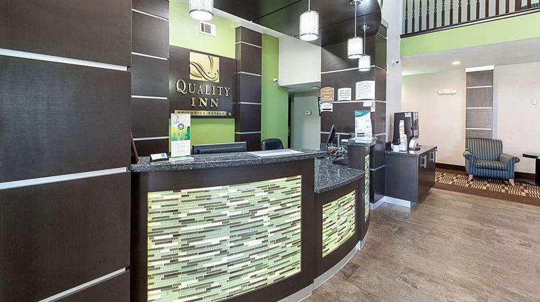 <b>Quality Inn Lobby</b>. Images powered by <a href="https://iceportal.shijigroup.com/" title="IcePortal" target="_blank">IcePortal</a>.