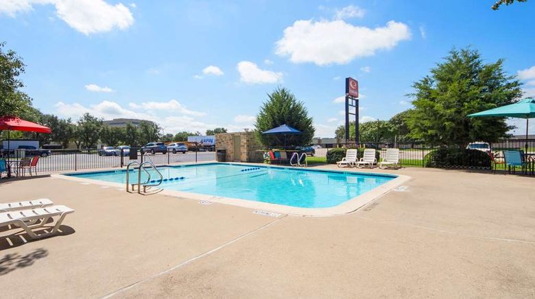 <b>Econo Lodge Pool</b>. Images powered by <a href="https://iceportal.shijigroup.com/" title="IcePortal" target="_blank">IcePortal</a>.
